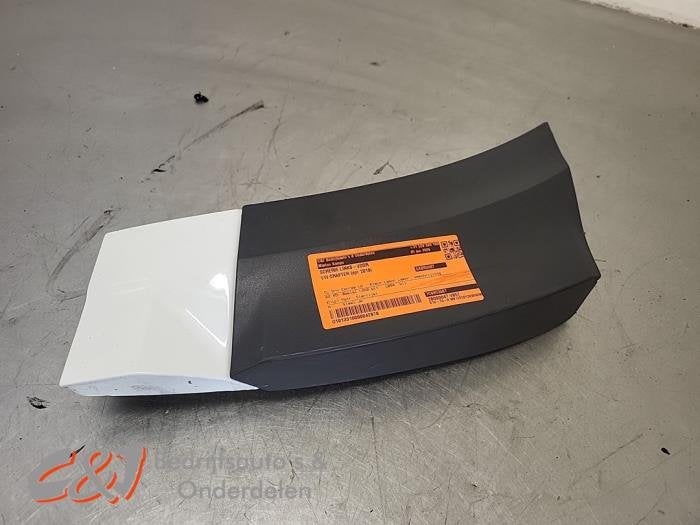 Scherm links-voor van een Volkswagen Crafter (LB9A)