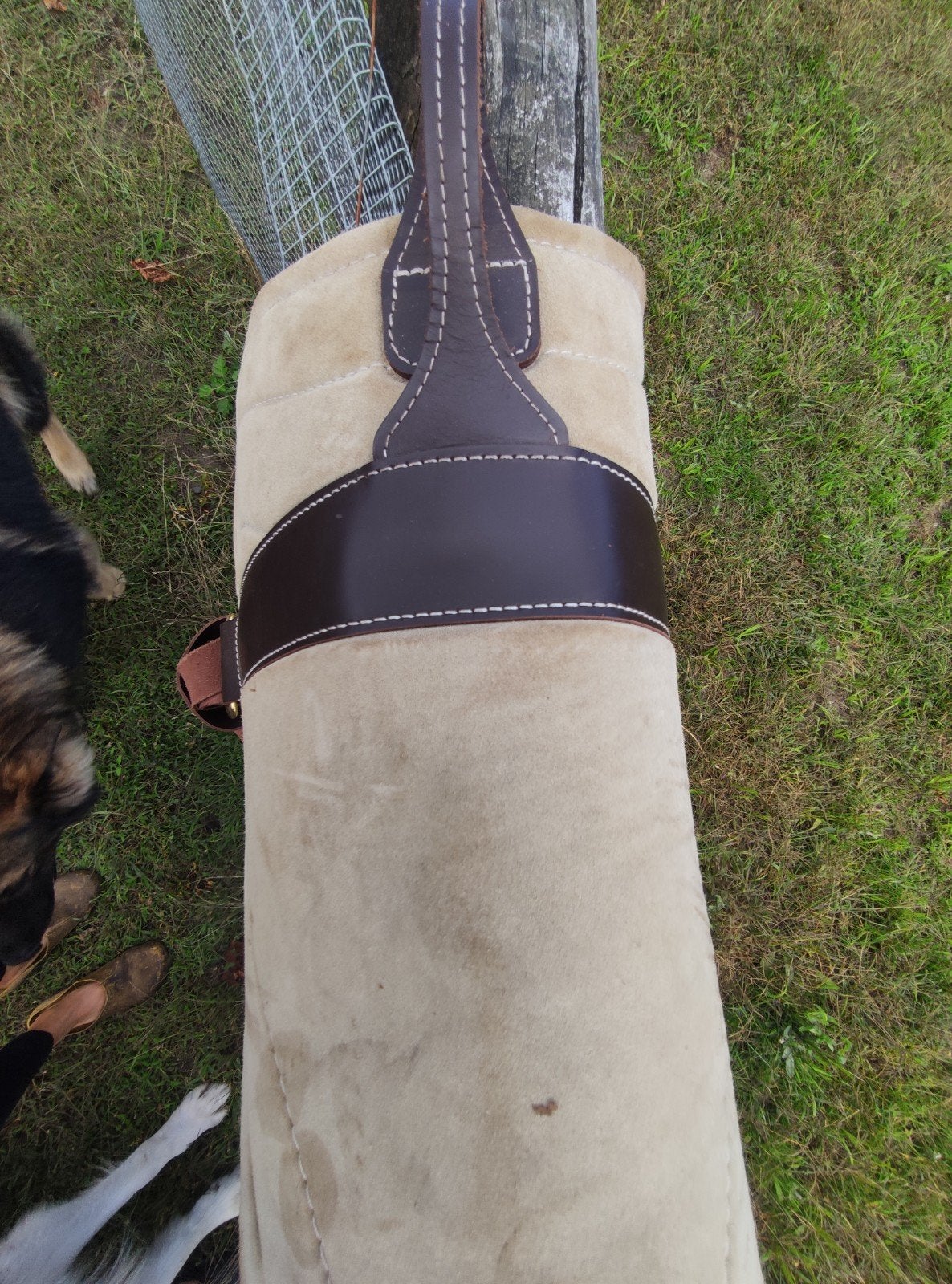 Foto 6 van barebackpad + singel medisch vilt onder suede leer boven!