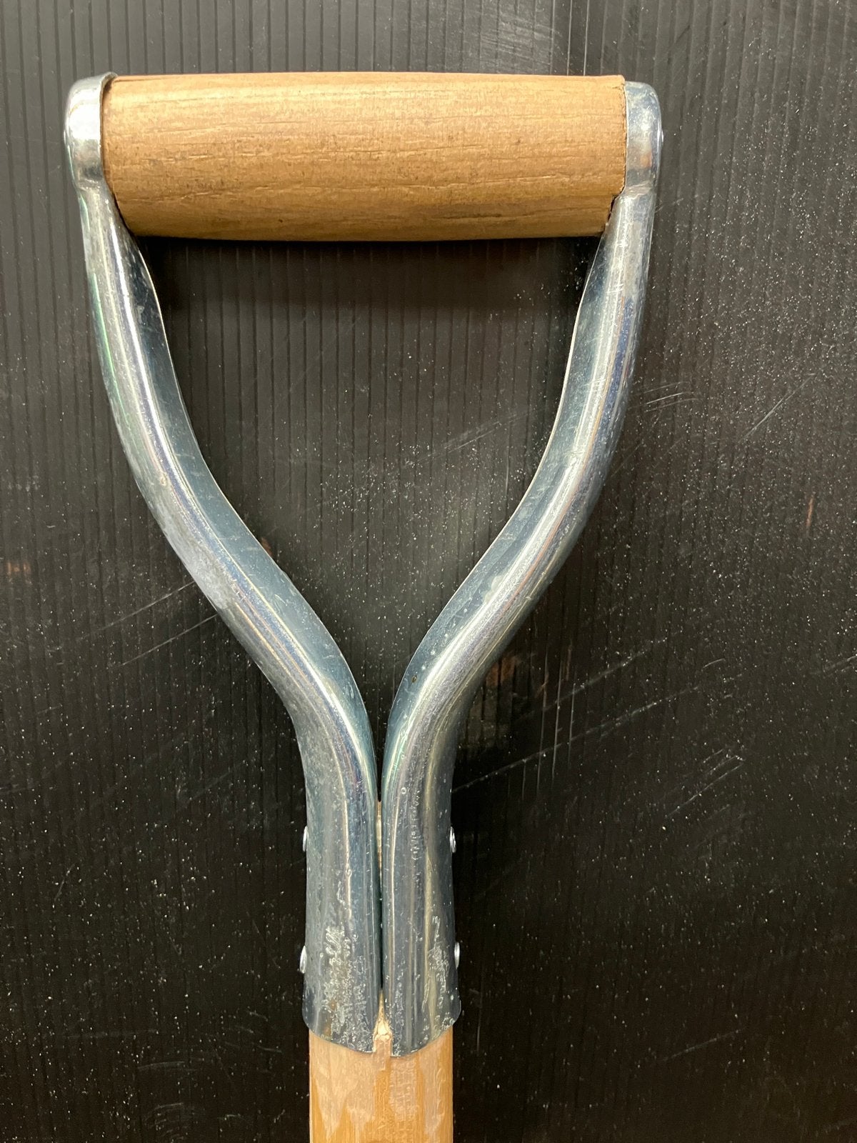 6x nieuw D-handgrepen voor spade of schep. Aluminium/Hout, Ophalen of Verzenden, Zo goed als nieuw
