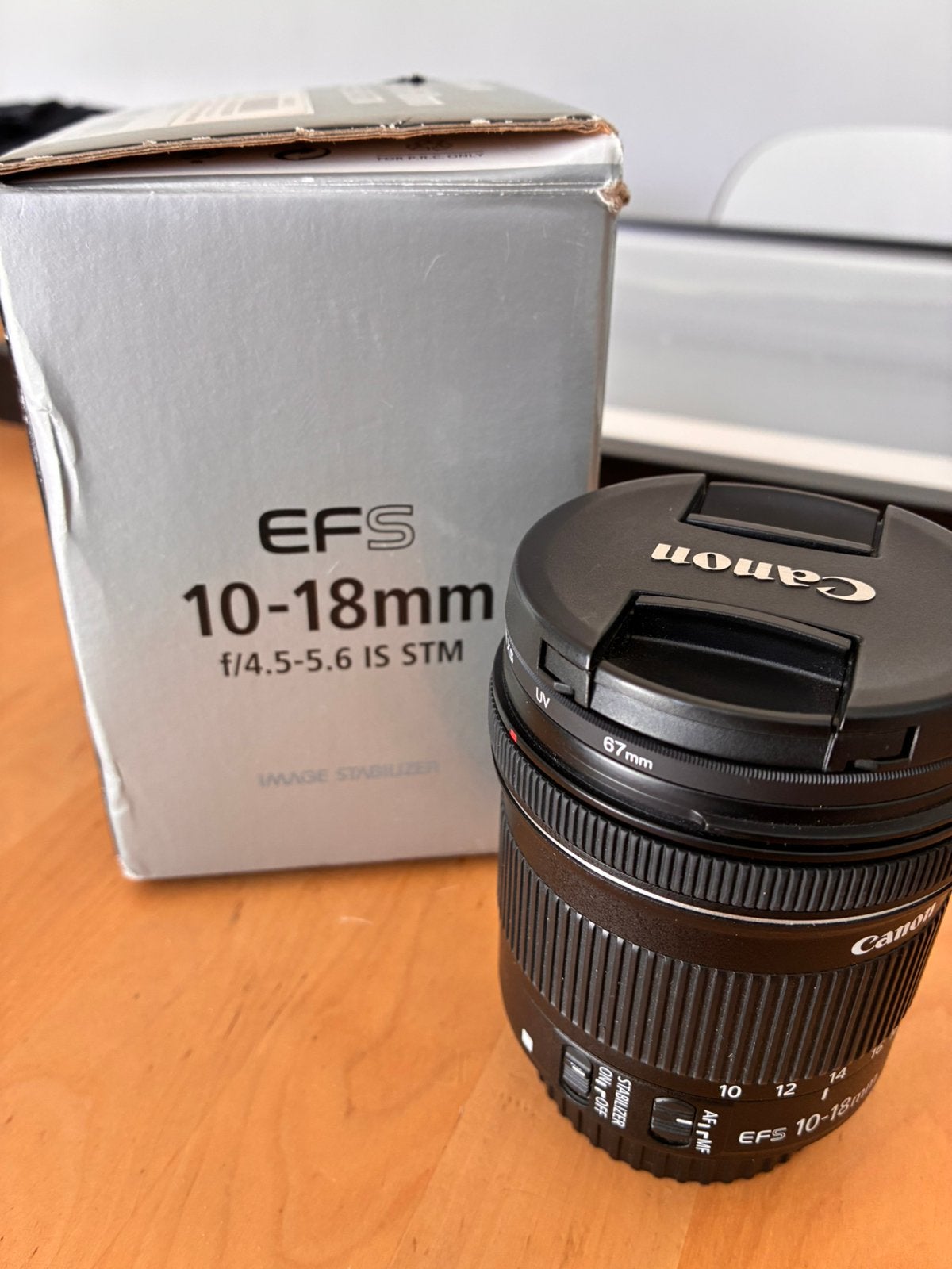 Canon groothoek lens efs 10-18mm 4.5/5.6, Ophalen of Verzenden, Zo goed als nieuw, Groothoeklens