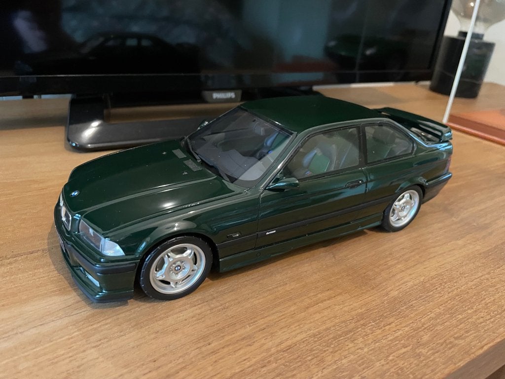 BMW M3 GT E36 1/18 Ottomobile, Ophalen, Zo goed als nieuw, Auto, OttOMobile
