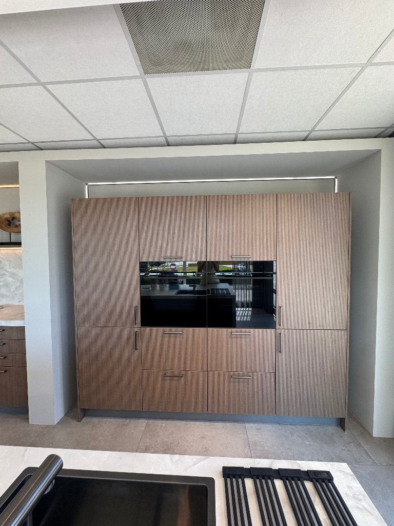 Showroomkeuken, Huis en Inrichting, Ophalen, Zo goed als nieuw, Overige typen, Met kookeiland