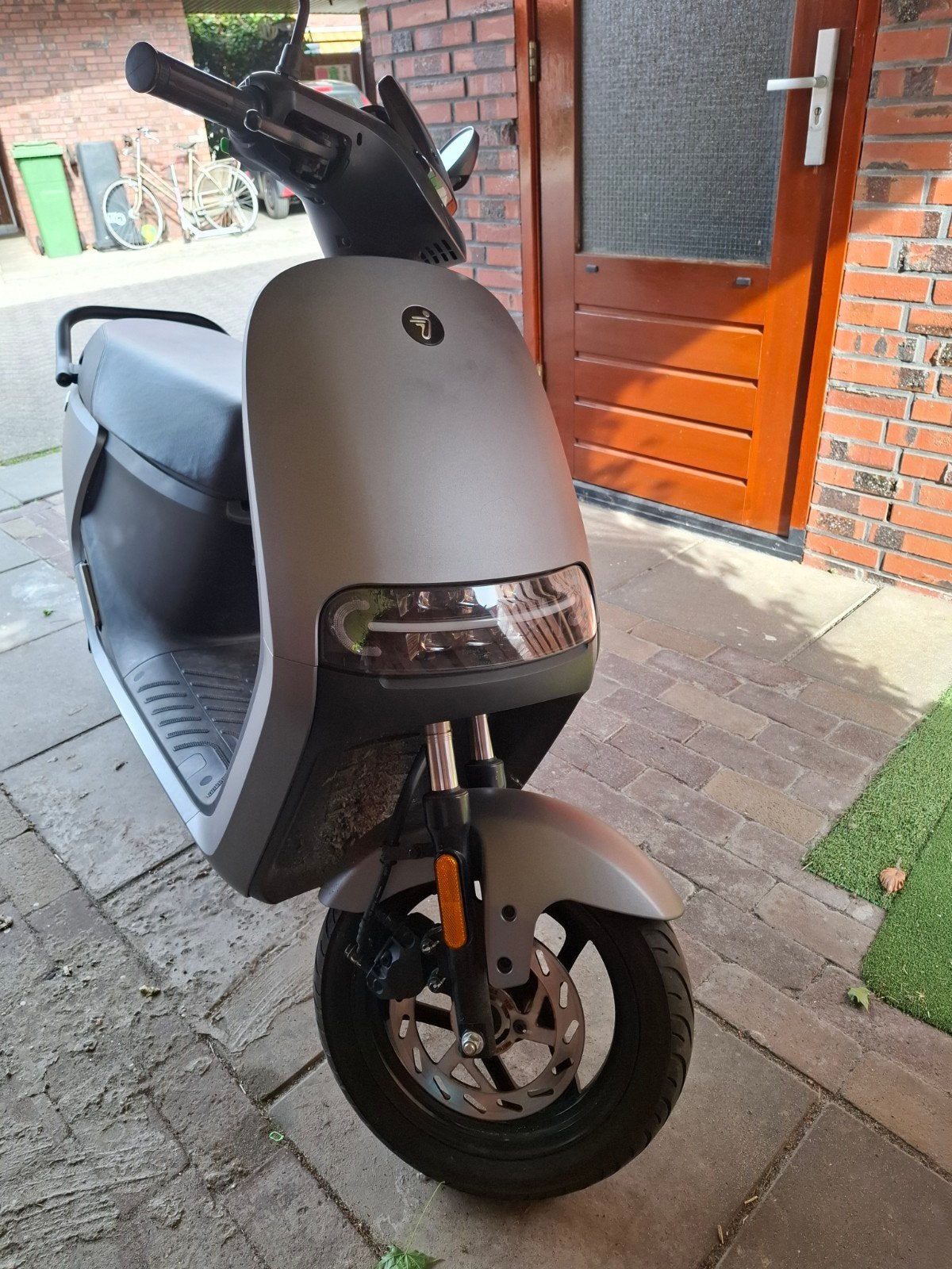 Segway E110S E-scooter - Zo goed als nieuw, Fietsen en Brommers, Ophalen, Zo goed als nieuw, Elektrisch, Overige merken