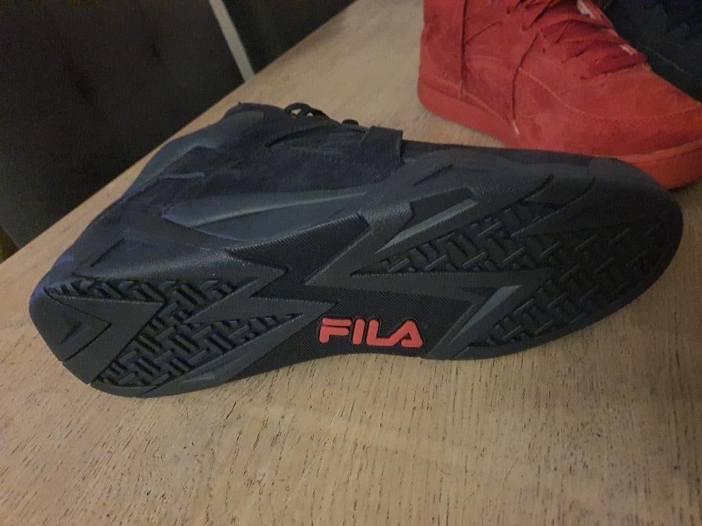 Schoenen FILA nieuw blauw en of rood, FILA, Blauw, Nieuw, Ophalen of Verzenden
