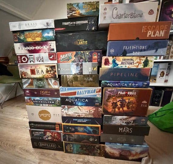 Veel Bordspellen, Kickstarters, zoals Distilled & Compania, Hobby en Vrije tijd, Een of twee spelers, Ophalen of Verzenden, Zo goed als nieuw