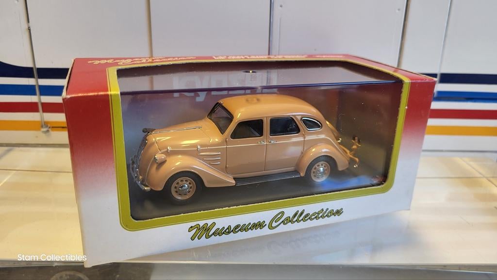 Kyosho Museum Collection Toyota Toyoda AA Sedan Beige - 1936, Hobby en Vrije tijd, Modelauto's | 1:43, Kyosho, Auto, Ophalen of Verzenden