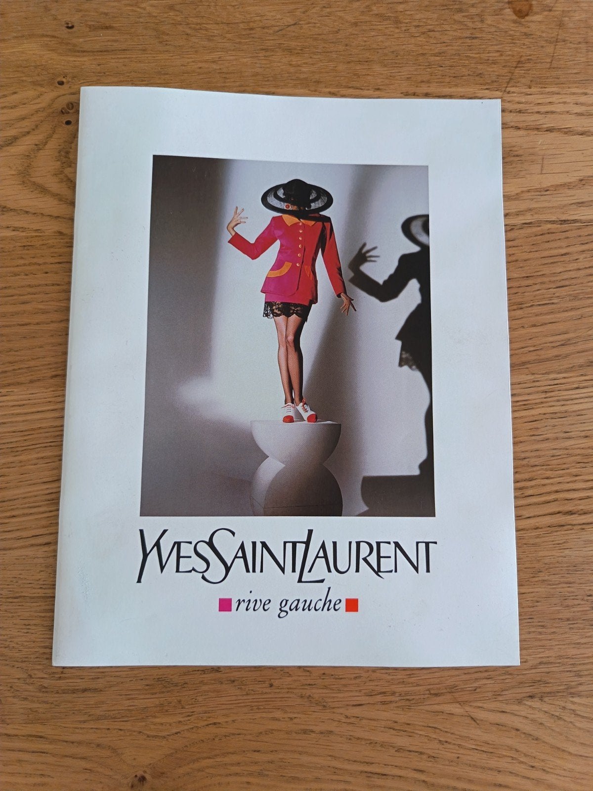 Yves Saint Laurent Rive Gauche Catalogus Lente-Zomer 1994, Ophalen of Verzenden, Zo goed als nieuw, Helmut Newton, Pascal Chevallier, Yves Saint Laurent