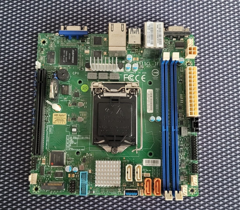 SuperMicro X11SCL-IF (Mainboard), Computers en Software, LGA 1151, DDR4, Ophalen of Verzenden, Zo goed als nieuw