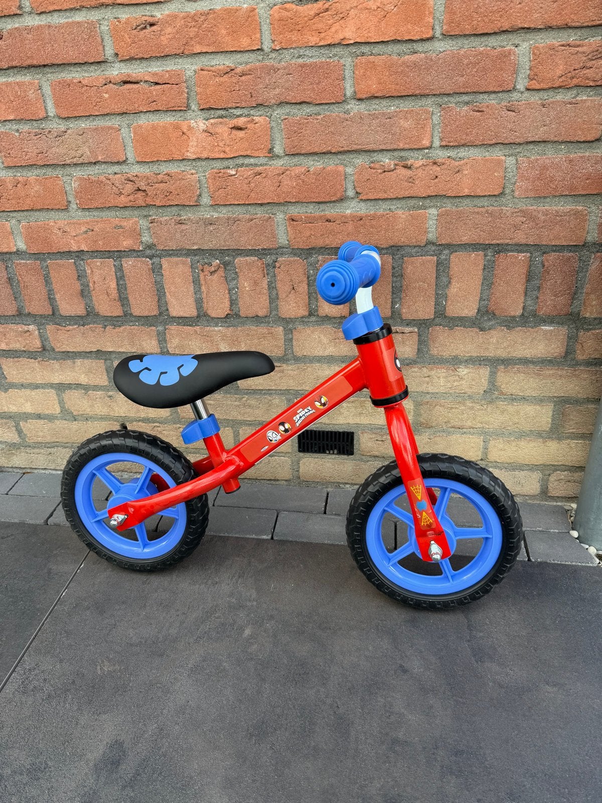 Nieuwe Loopfiets 10 inch Spidey - Perfect voor 2-4 jaar!, Ophalen of Verzenden, Nieuw, Loopfiets