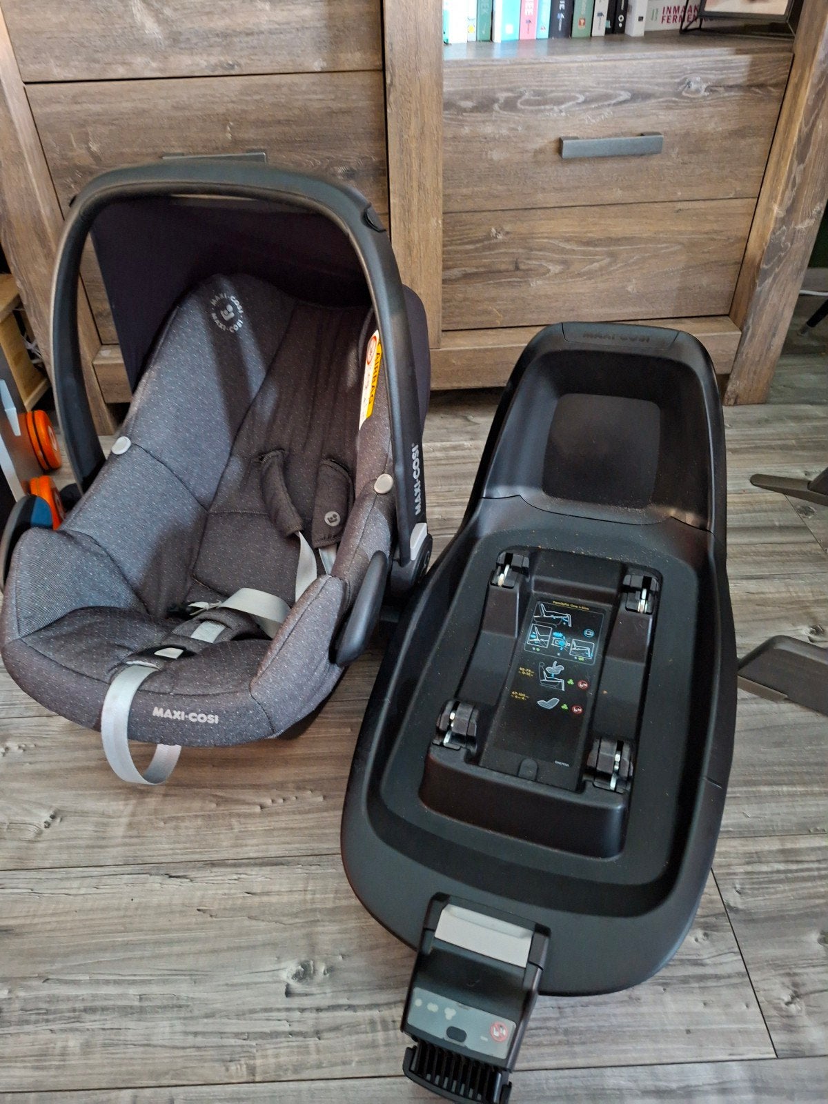 Maxi-Cosi autostoel met Isofix base, Ophalen