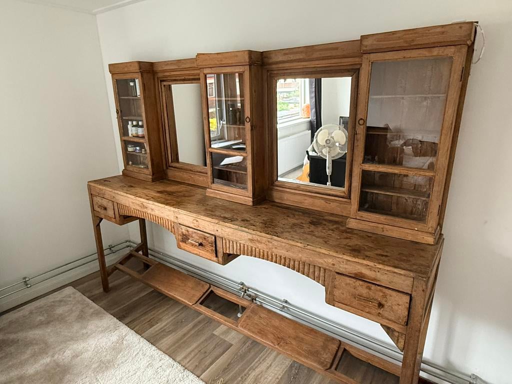 Originele Oude Barbershop / Kapsalon Kast, Ophalen