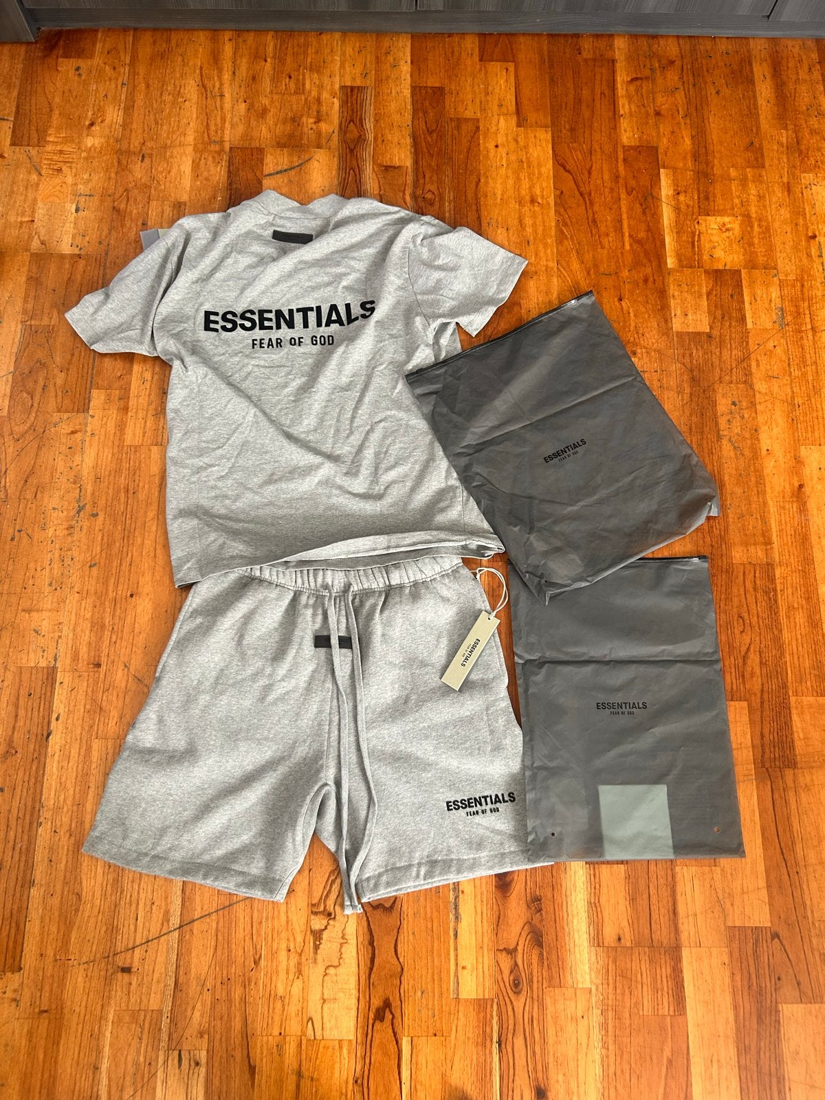 Essentials Fear of God T-shirt en Short Set - Grijs maat M, Ophalen, Nieuw