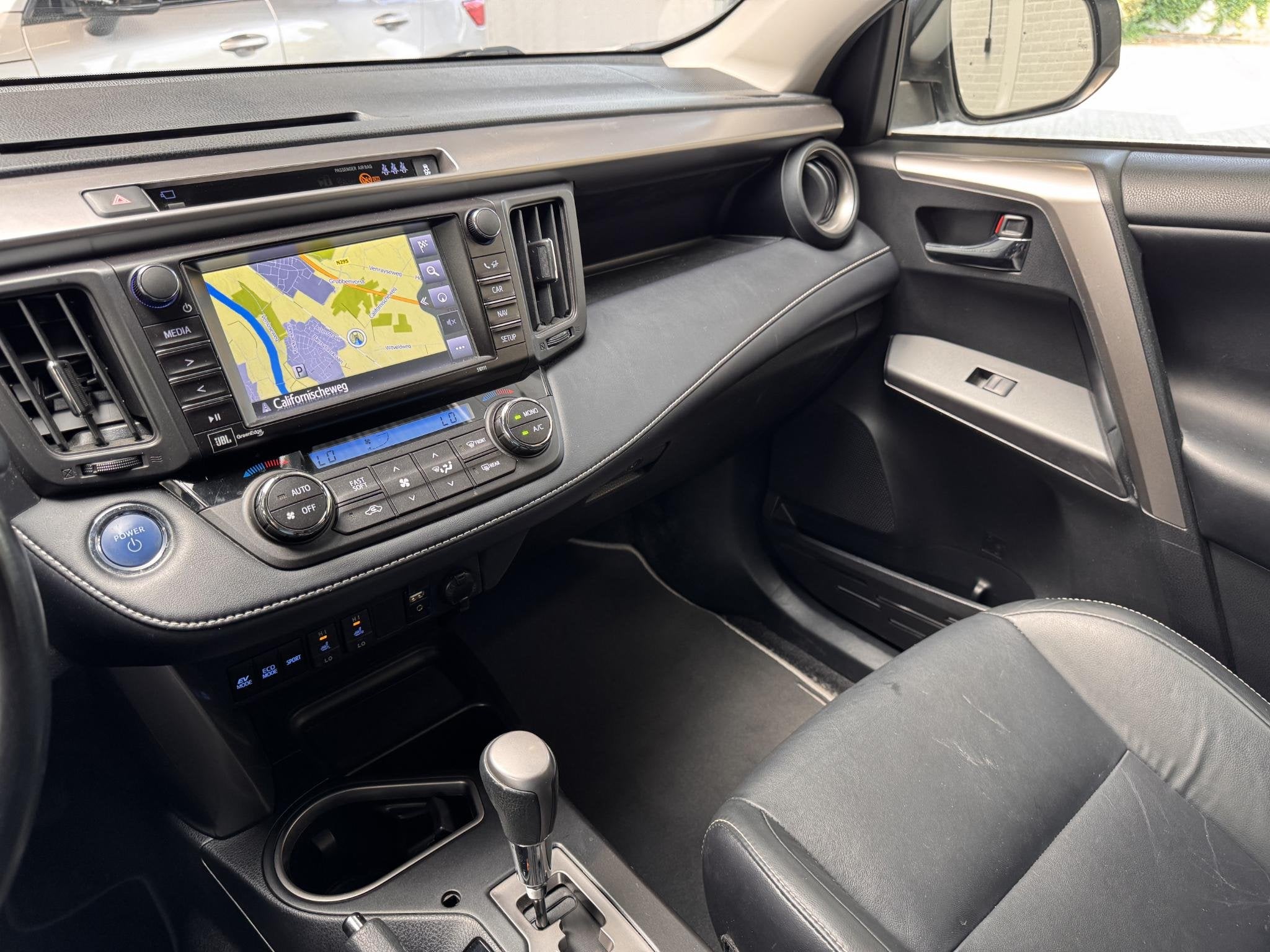 Toyota RAV4 2.5 Hybrid Executive | Leer | 360 Cam | ACC | Af, Auto's, Gebruikt, Euro 6, Wit, Leder