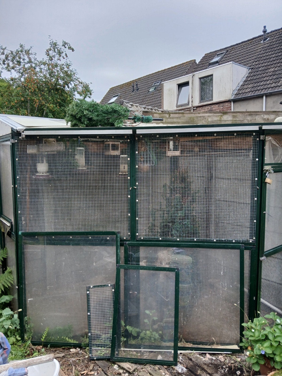 Alluminium hoek voilere, Ophalen of Verzenden, Zo goed als nieuw, Hout, Volière