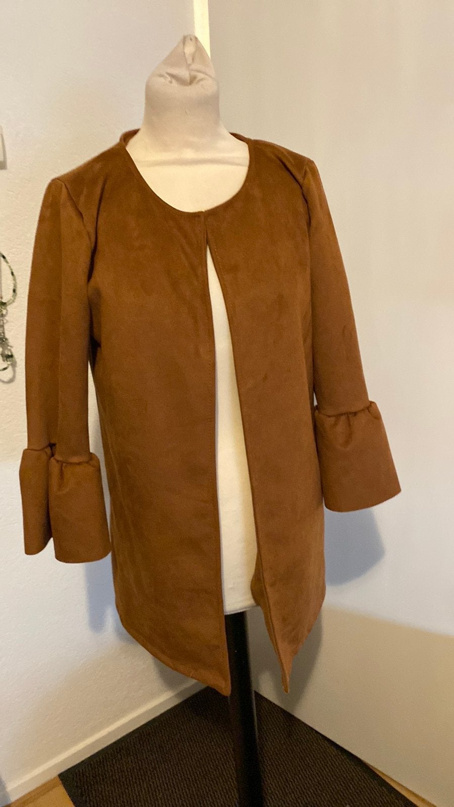 Nieuw staat mooi bruin colbert jasje mt m, Ophalen of Verzenden, Zo goed als nieuw, Maat 38/40 (M), Blauw