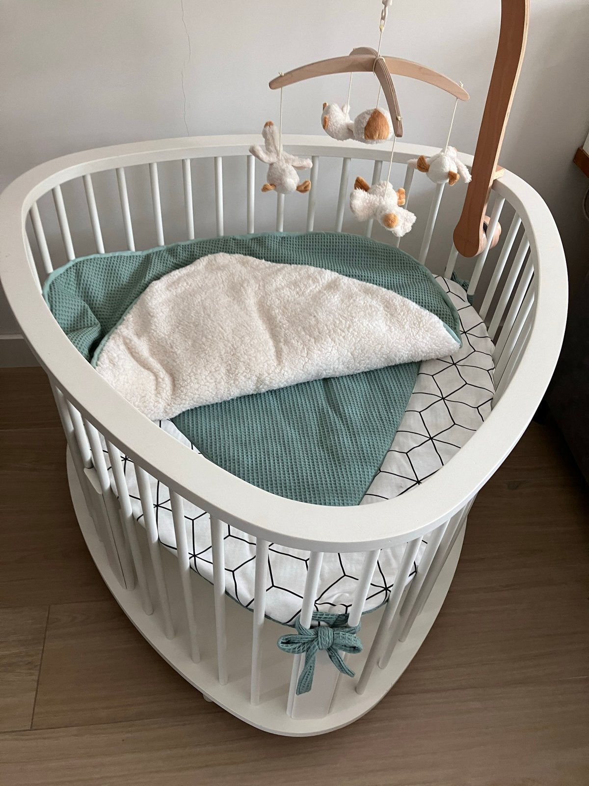 Bopita driehoek box+boxkleden,babynest & Little Dutch mobiel, Kinderen en Baby's, Boxen, Ophalen, Zo goed als nieuw, Driehoekig
