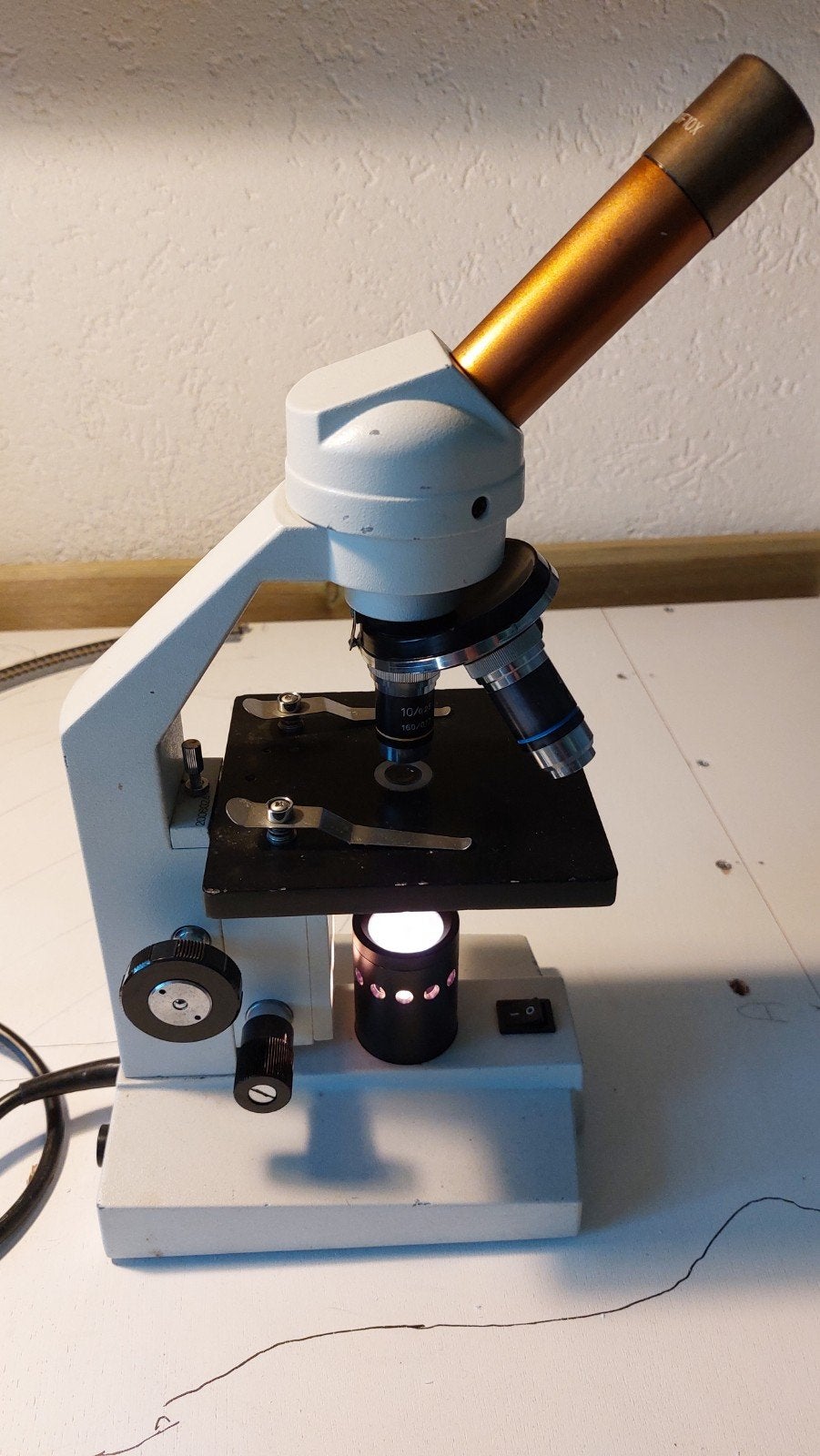 Uitstekende laboratorium microscoop met preparaten, Ophalen of Verzenden, Gebruikt, 400x tot 1000x, Biologische microscoop