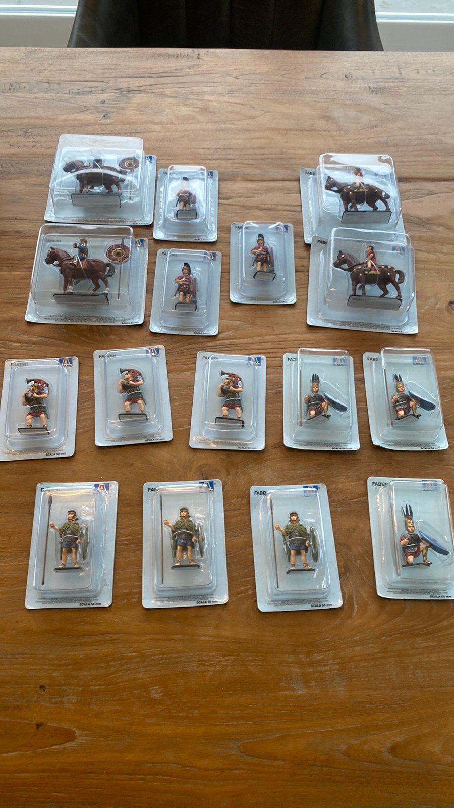Grote set Fabbri/ Italeri 16 tinnen Romeinse soldaten nieuw, Ophalen of Verzenden, Nieuw, 1:35 tot 1:50