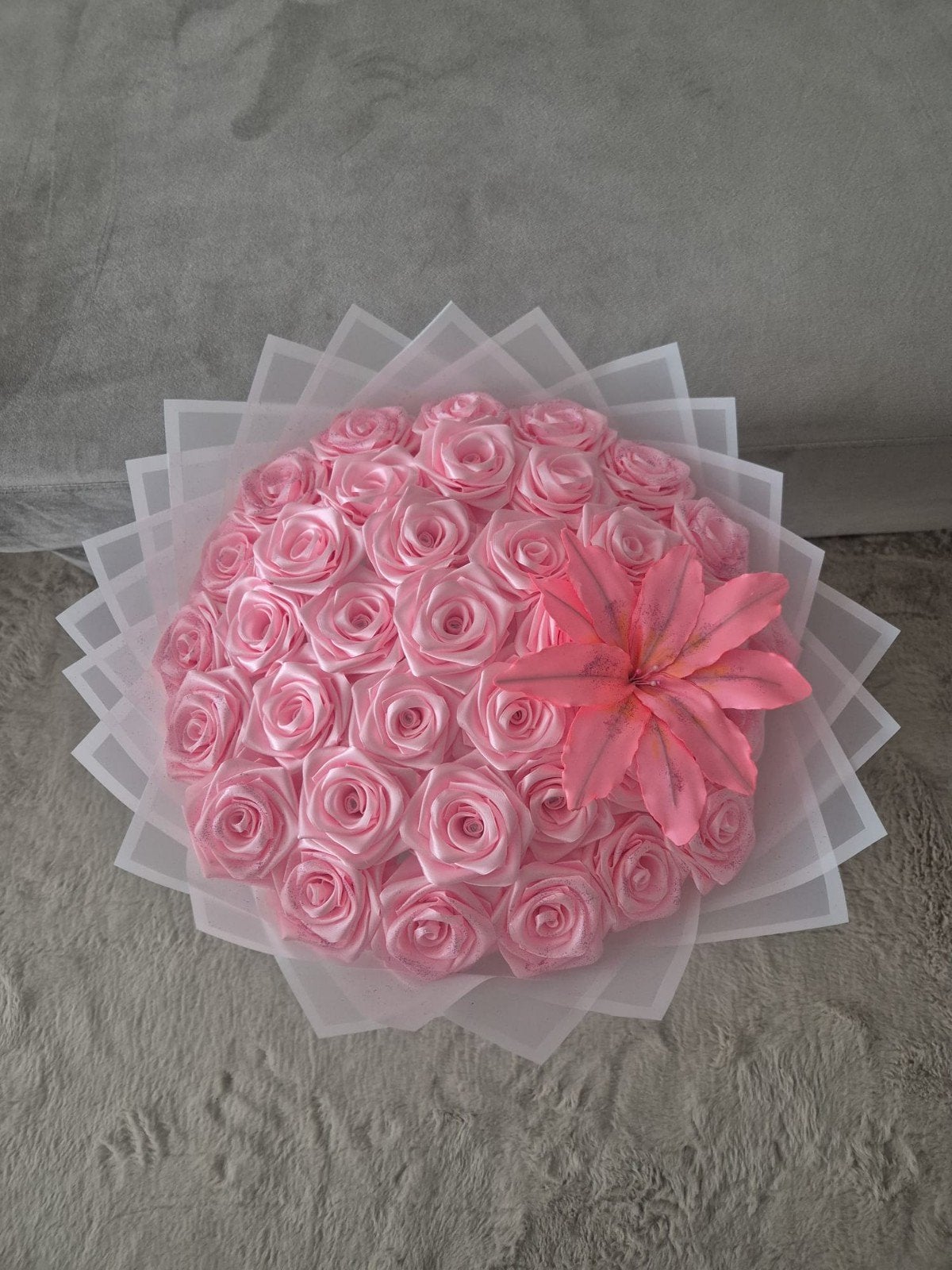 Handgemaakt bloemen boeket van roze satijnrozen, Roze, Handgemaakt, Textiel, Nieuw