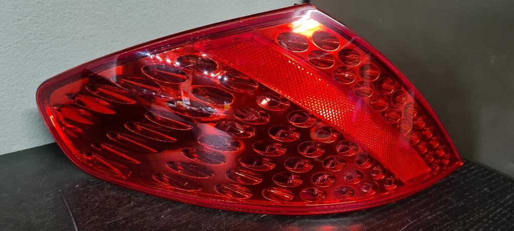 Achterlicht Links Peugeot 307CC NIEUW! LLE402, Auto-onderdelen, Ophalen of Verzenden, Nieuw, Peugeot