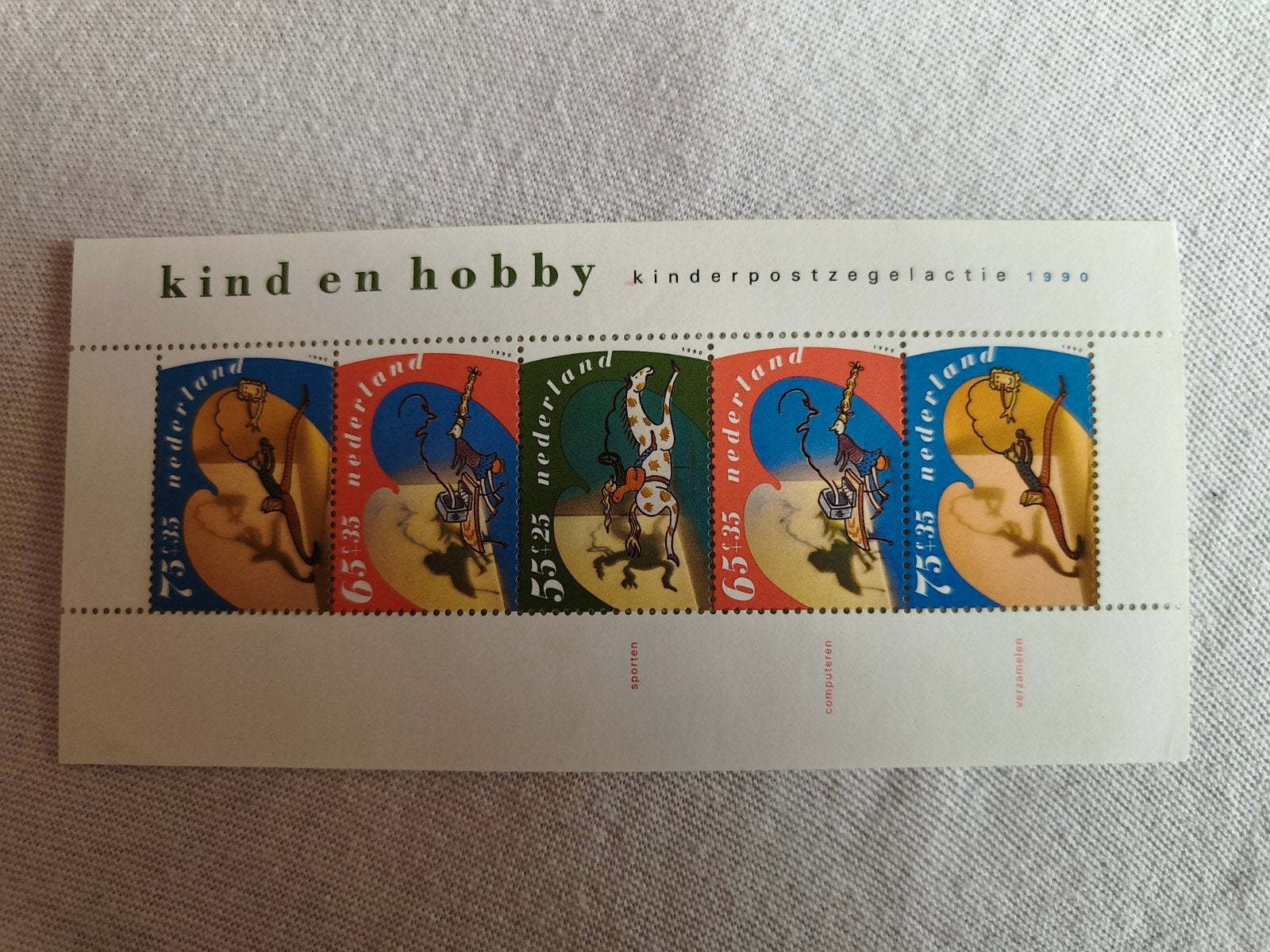 Kinderpostzegels 1990 - Kind en Hobby, Ophalen of Verzenden, Na 1940, Postfris