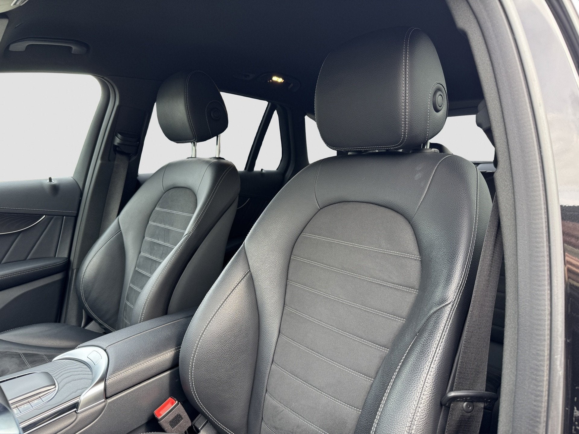 Mercedes-Benz GLC-klasse 300e 4MATIC AMG | Multibeam | Virtu, Automaat, Dealer onderhouden, Gebruikt, 4 cilinders