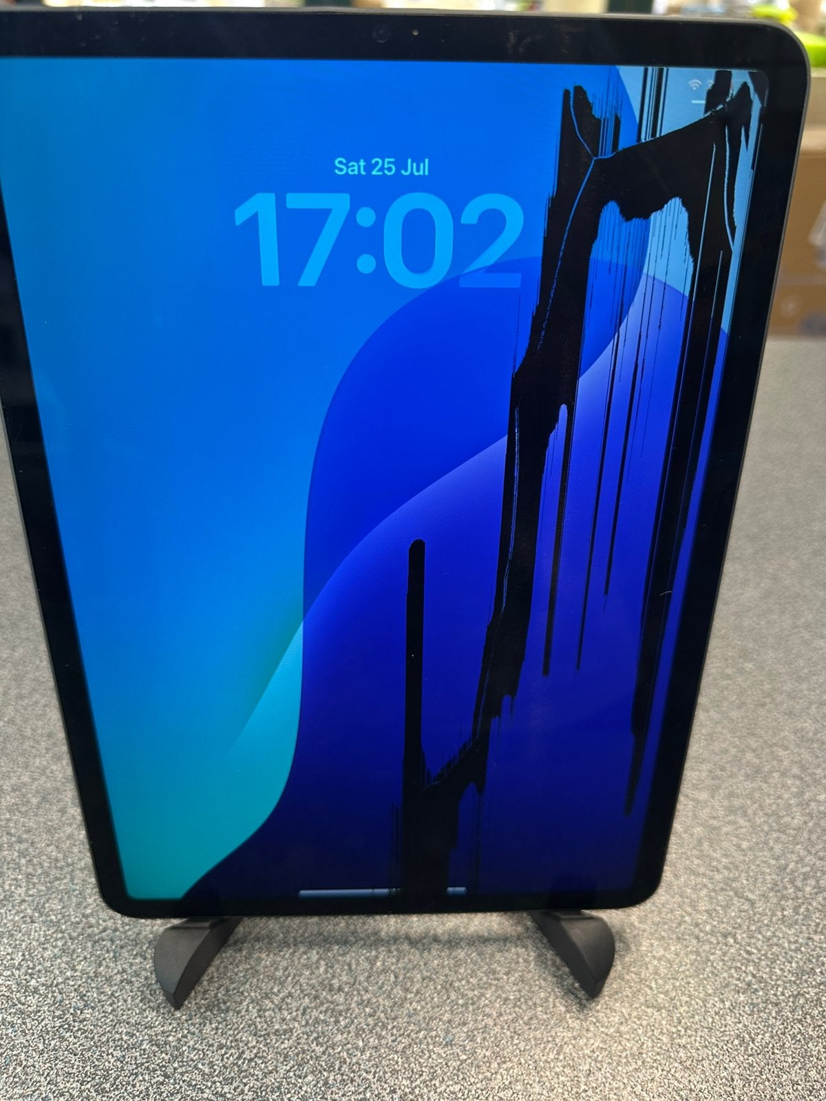 iPad Pro 11-inch (3e generatie) – 256 GB – Scherm gebroken, Computers en Software, Android Tablets, Ophalen of Verzenden, Zo goed als nieuw