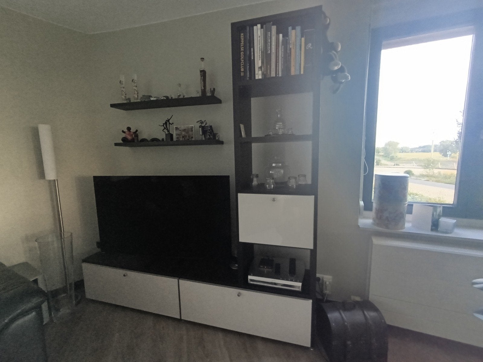 Modern tv-meubel / wandkast wit en donker hout Eijerkamp, Ophalen, Gebruikt, 150 tot 200 cm, Modern