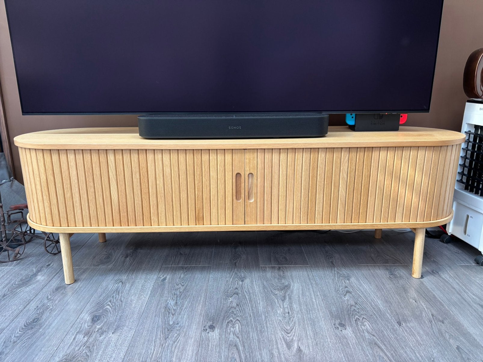 JYSK LYNGVIG TV-meubel 160cm – naturel eiken – tambourdeuren, Huis en Inrichting, Kasten | Televisiemeubels, Ophalen, 150 tot 200 cm