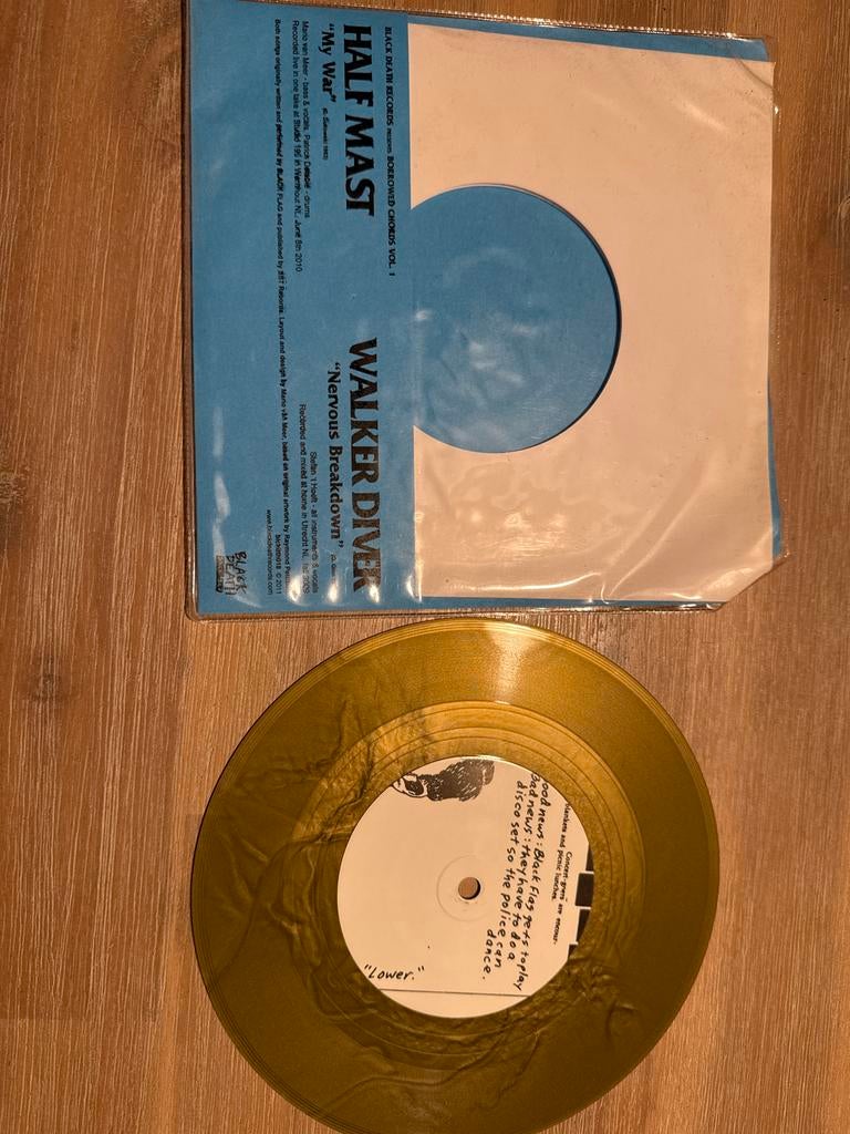 Black Death / Half Mast - Split 7" Vinyl (Goud), Cd's en Dvd's, Vinyl | Overige Vinyl, Zo goed als nieuw, Ophalen