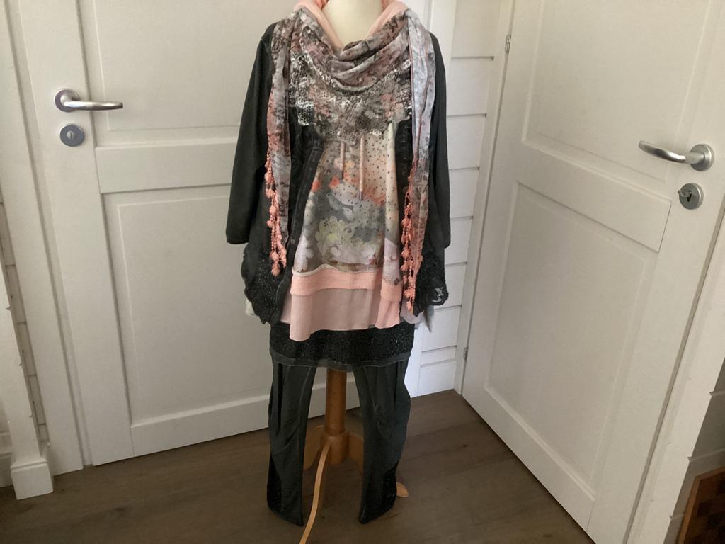 Tredy set 42 XL legging rok longsleeve jasje omslagoek NIEUW, Kleding | Dames, Overige Dameskleding, Ophalen of Verzenden, Nieuw