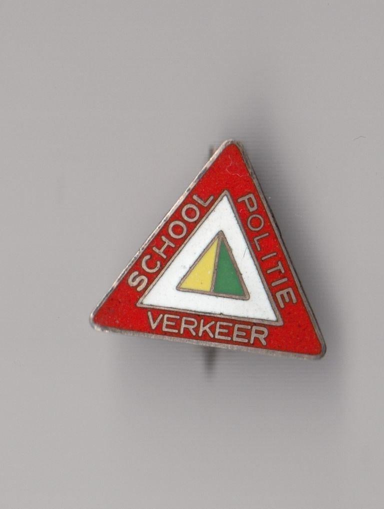 Politie Verkeer School den Haag emaille Verkeersbord broche, Gebruikt, Niet vindbaar, Niet vindbaar, Speldje of Pin
