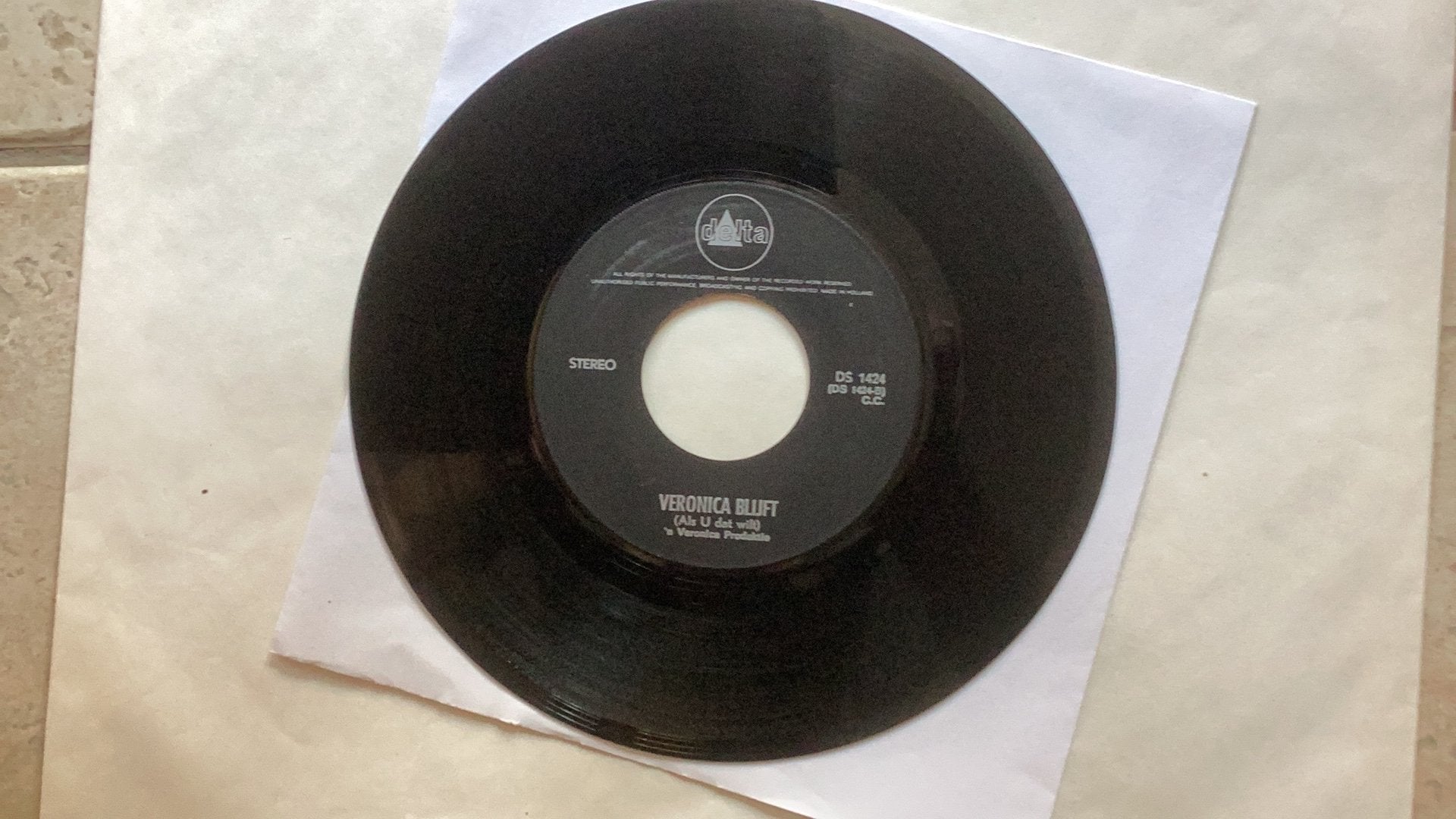 Single Veronica blijft, Ophalen of Verzenden, Gebruikt, 7 inch, Piraten en Zeemansliederen