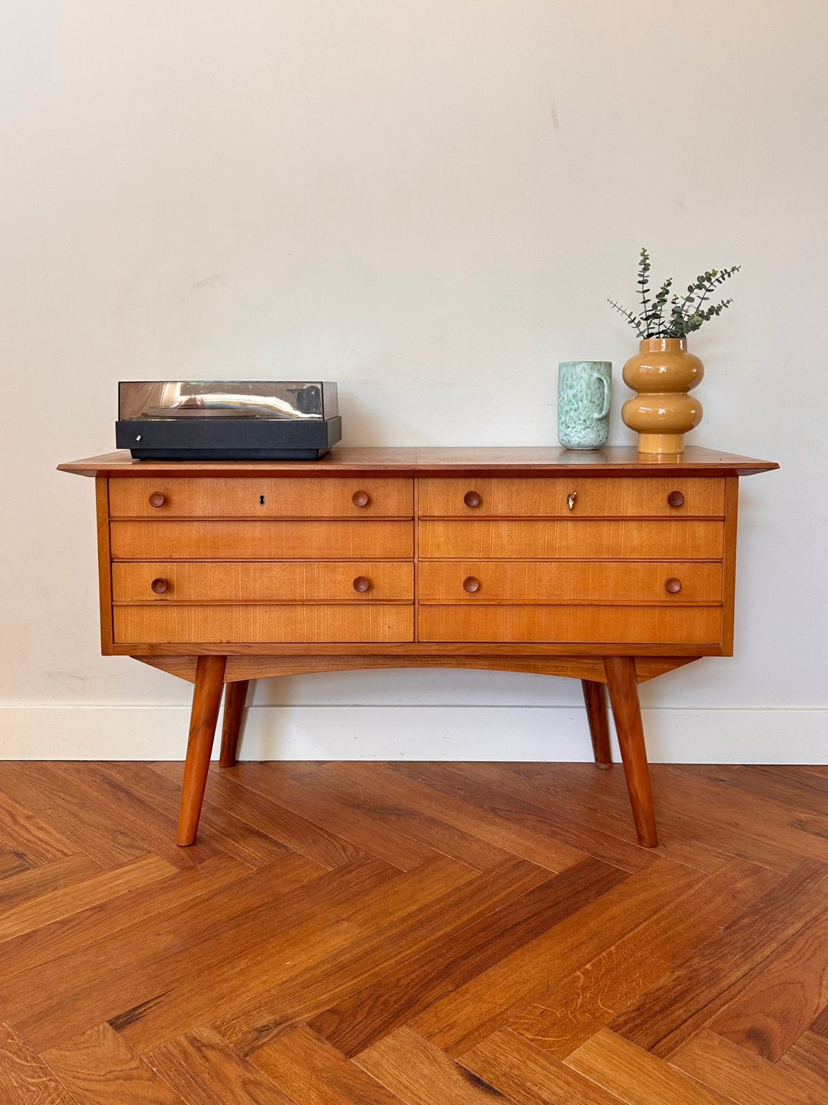 Vintage drrssoir ladekast sideboard teak hout jaren 50/60/70