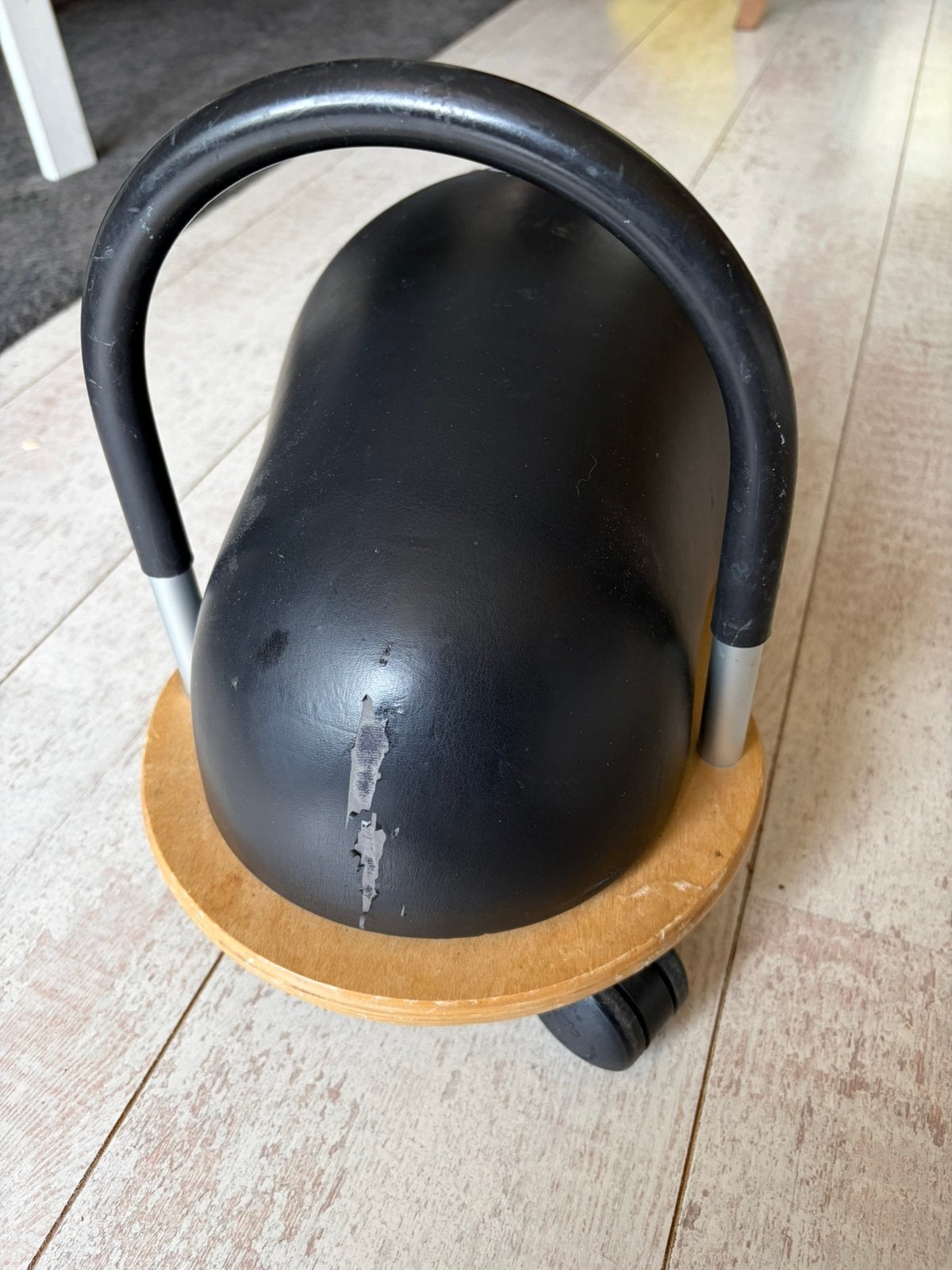 Originele Wheely Bug zwart – houten loopauto / loopwagen 1+, Ophalen of Verzenden, Gebruikt