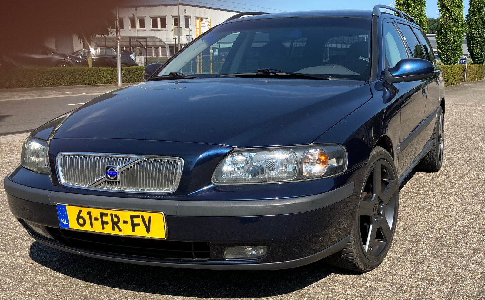Volvo V70 2.4 T 200PK Nieuwe APK, Auto's, Volvo, Zwart, Blauw, Stationwagon, 2435 cc