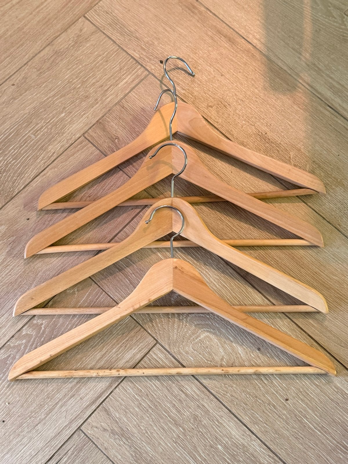 IKEA Houten en Witte Kledinghangers - Diverse Maten, Kleding | Dames, Ophalen, Gebruikt, Hout, Kinderen en Volwassenen