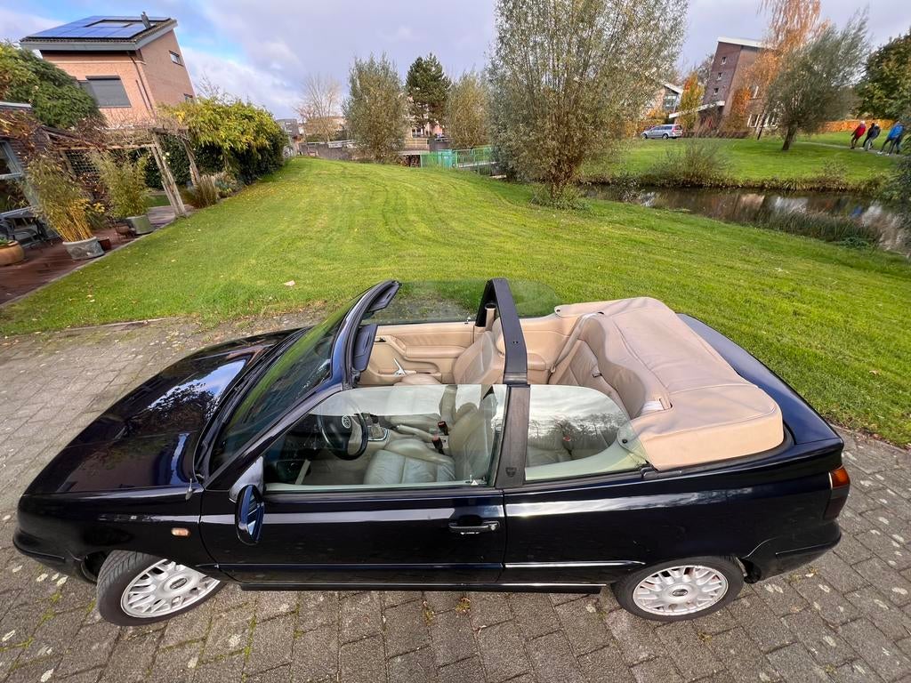 Volkswagen Golf 2.0 Cabrio 85KW 1998 Blauw - 103.769 km!, Auto's, Volkswagen, Voorwielaandrijving, 4 cilinders, Origineel Nederlands