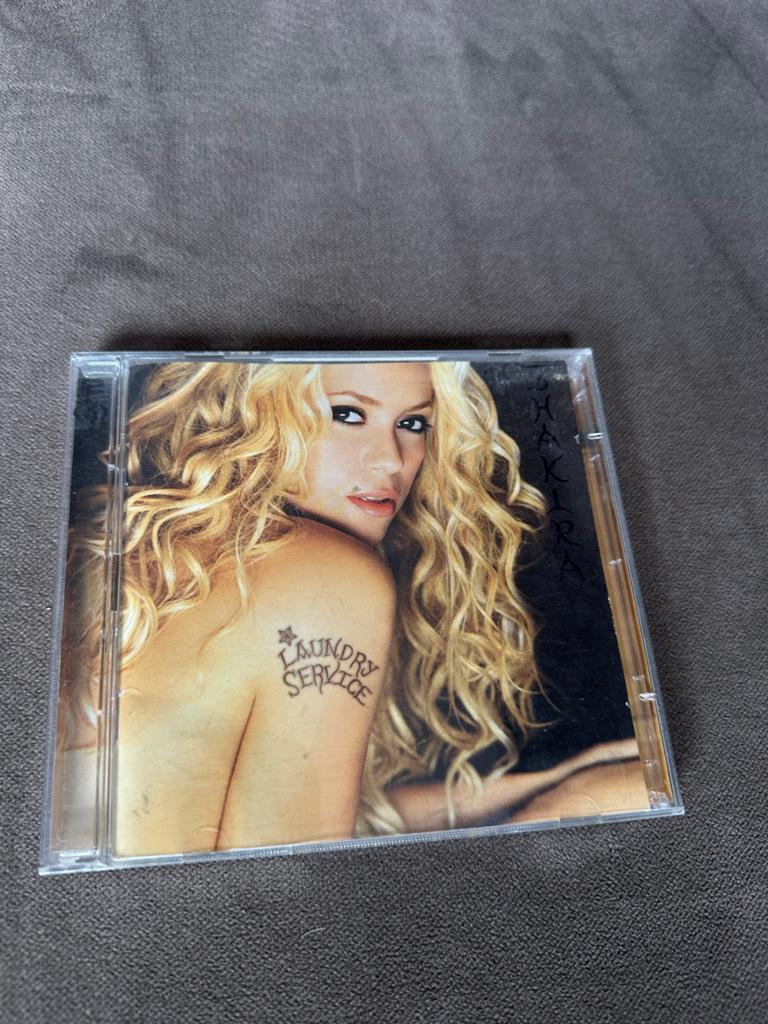 Shakira - Laundry Service CD (2001), Ophalen of Verzenden, Gebruikt