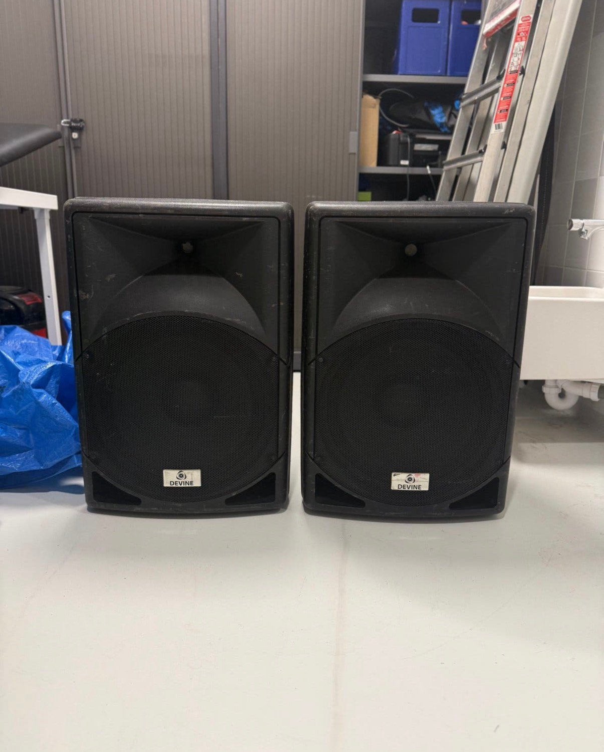 Devine Speaker set, Ophalen of Verzenden, Zo goed als nieuw, 1000 watt of meer, Overige typen