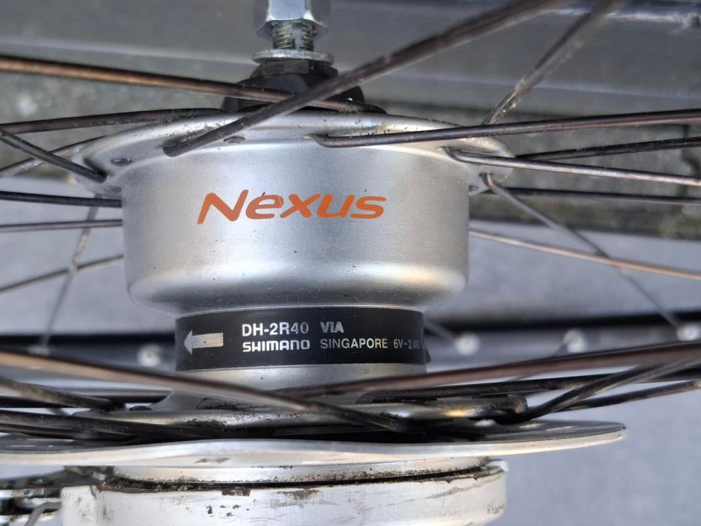 Nexus DH-2R40 naafdynamo voorwiel, Fietsen en Brommers, Fietsonderdelen, Gebruikt, Wiel, Aluminium, Stadsfiets, Toerfiets, Ophalen