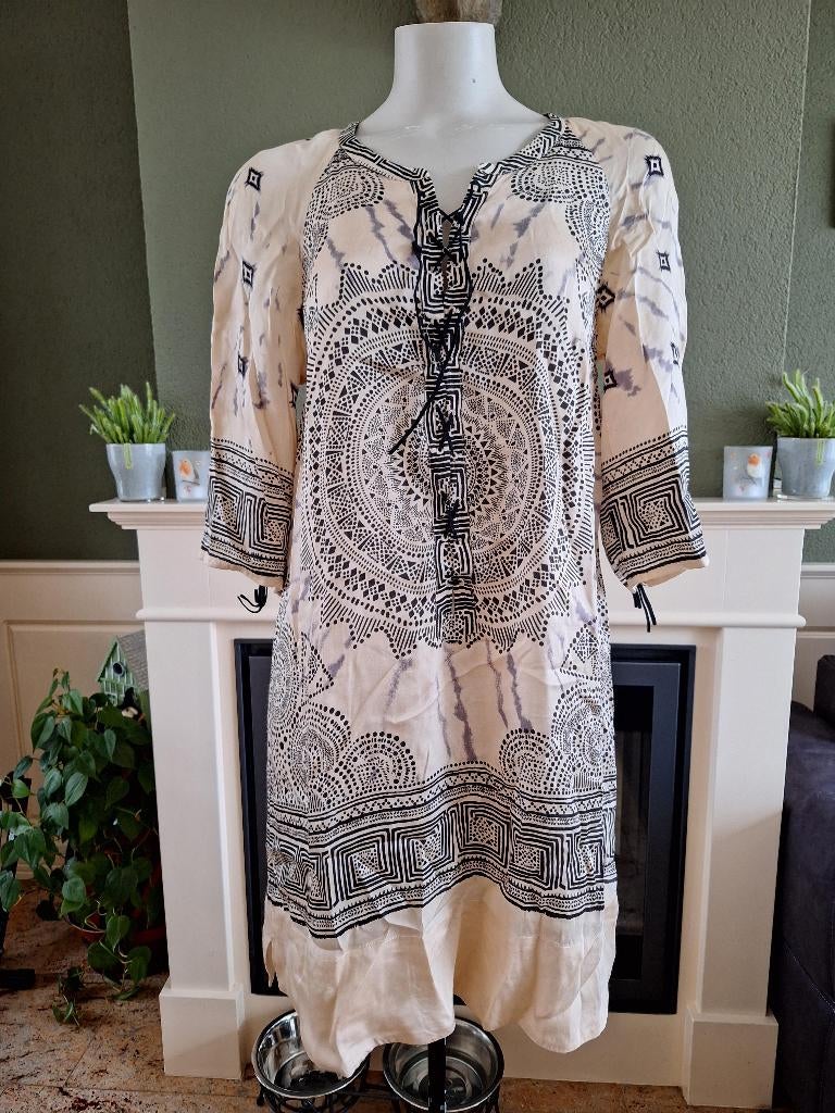 Odd Molly crème zwart jurk jurkje M 38 40, Kleding | Dames, Jurken, Maat 38/40 (M), Overige kleuren, Ophalen of Verzenden, Zo goed als nieuw