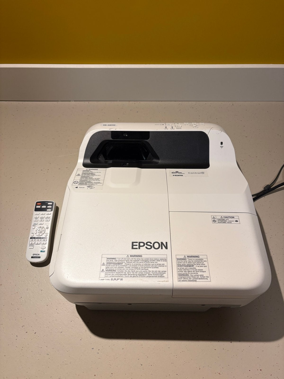 Epson EB-685W beamer met afstandsbediening, Ophalen, Gebruikt, Overige technologieën, Overige resoluties