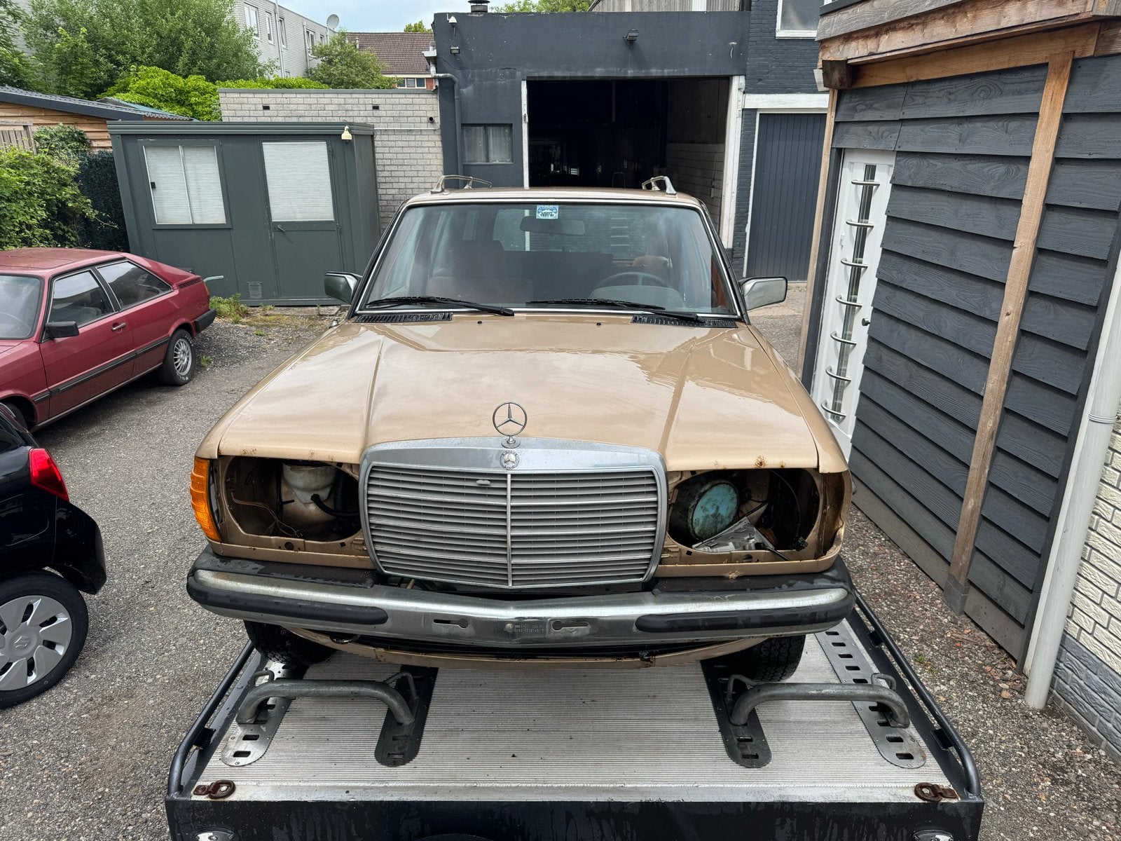 Mercedes 300 TD voor onderdelen (sloopauto), Auto-onderdelen, Ophalen, Gebruikt, Mercedes-Benz