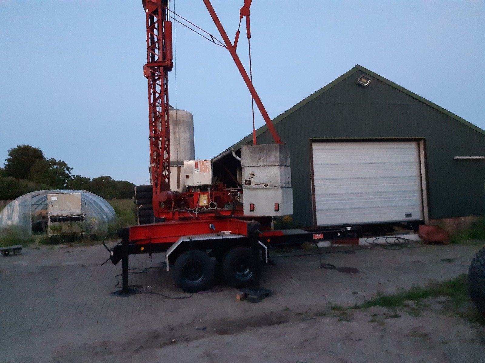 bouwkraan torenkraan 10 ton meter., Ophalen, Gebruikt