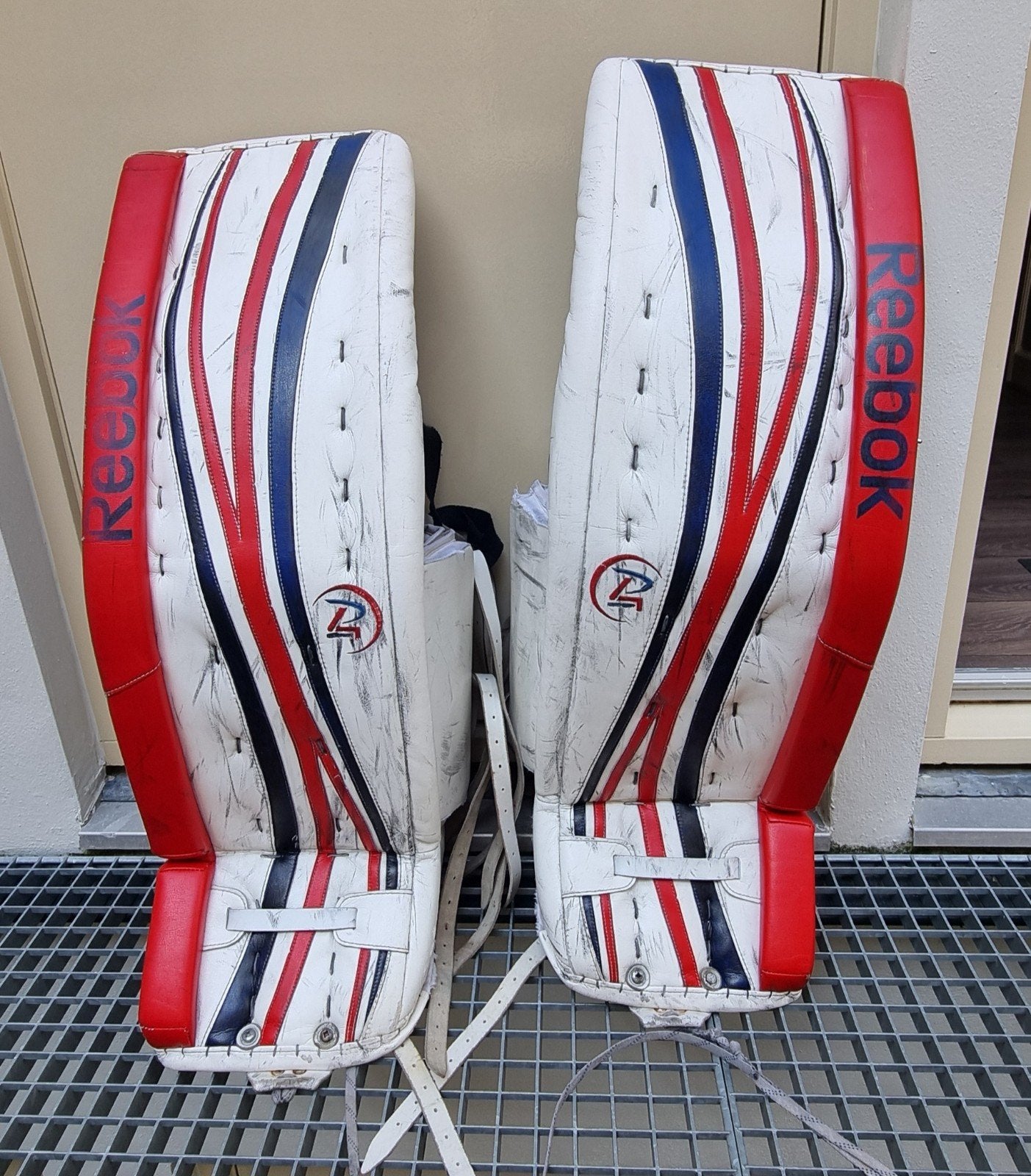 Reebok Premier 4 (P4) Pro Goalie Leg Pads 36+2, Ophalen of Verzenden, Bescherming