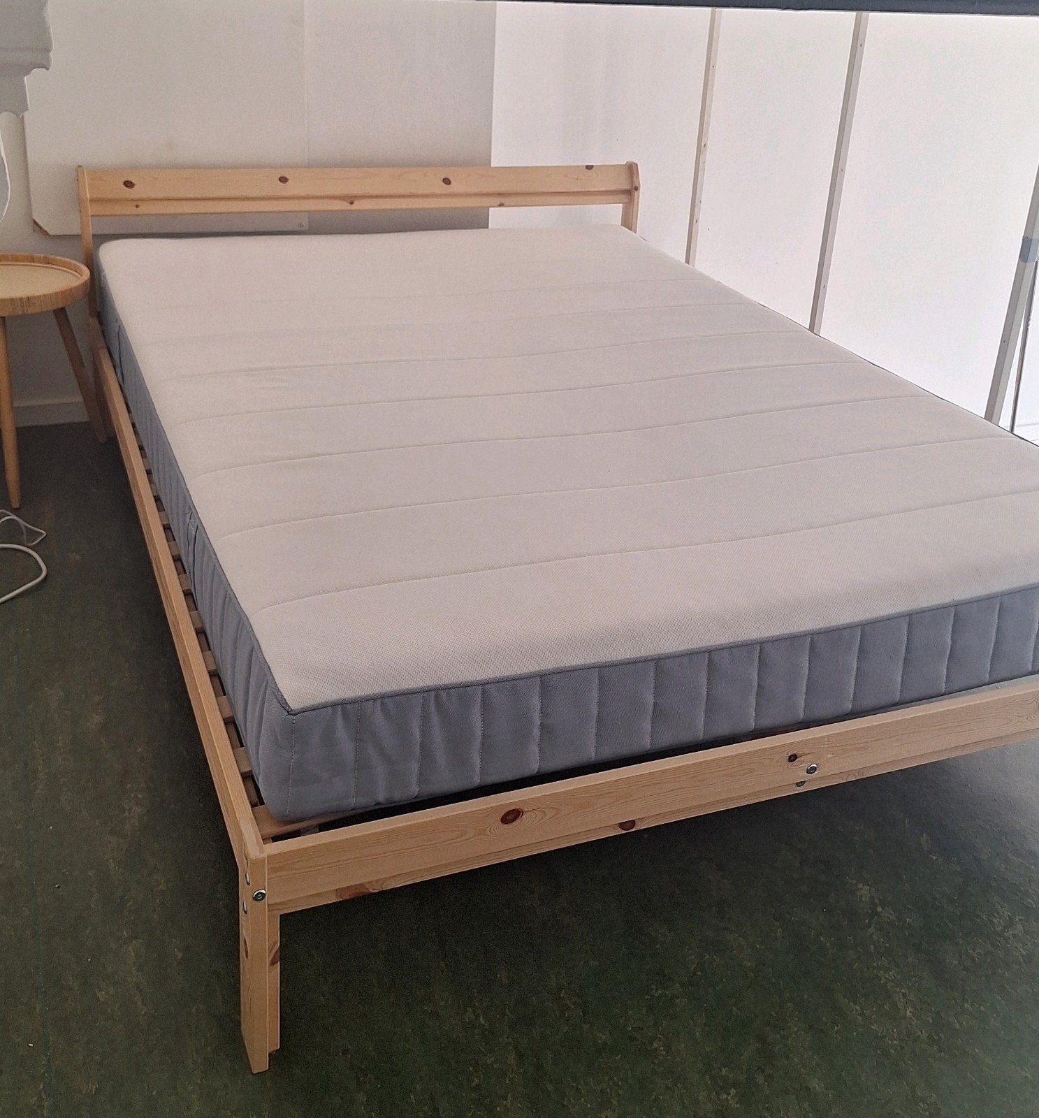 Vesteröy mattress 140x200 IKEA, Ophalen, Gebruikt, Wit, Tweepersoons