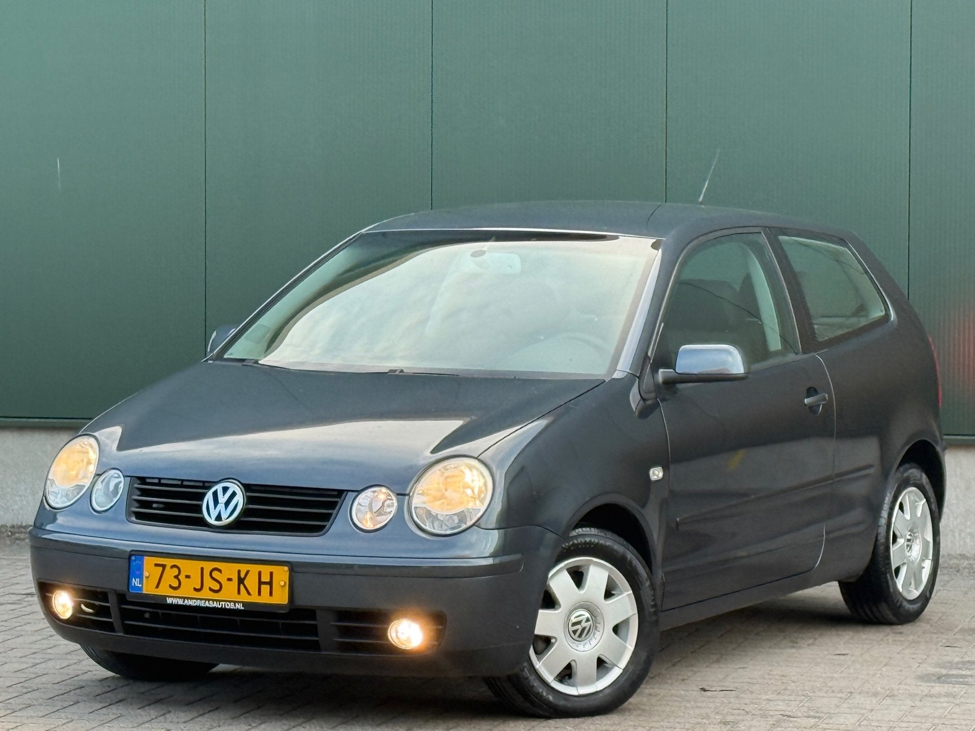 Zeer Nette Volkswagen Polo 1.4-16V Highline | AUTOMAAT | NAP, Auto's, Gebruikt, Automatische klimaatregeling, Blauw, 49 €/maand