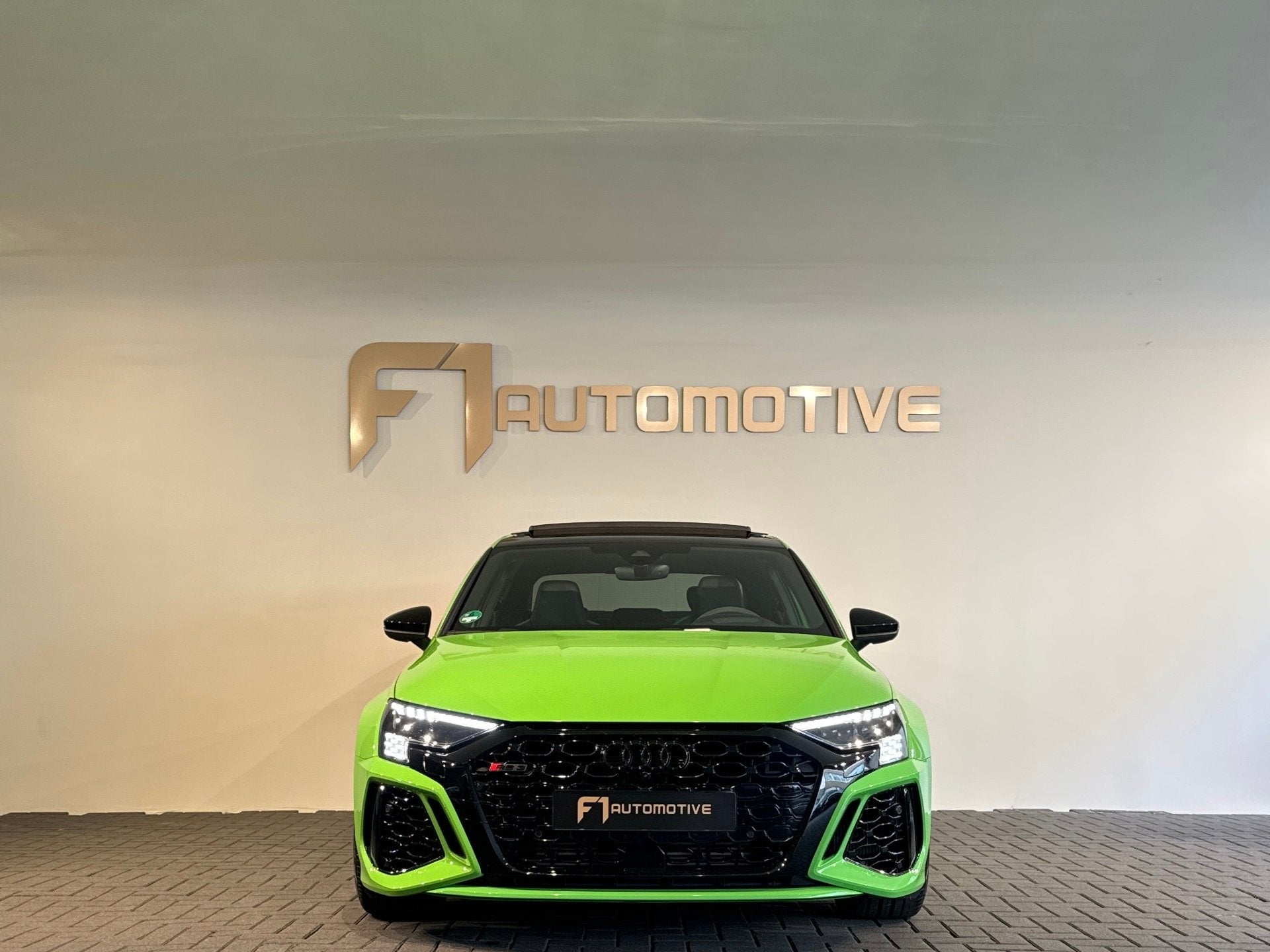 Audi RS3 Limousine 2.5 TFSI quattro Pano|Massage|Hulk|B&O|Bl, Auto's, Automaat, Dealer onderhouden, Gebruikt, RS3