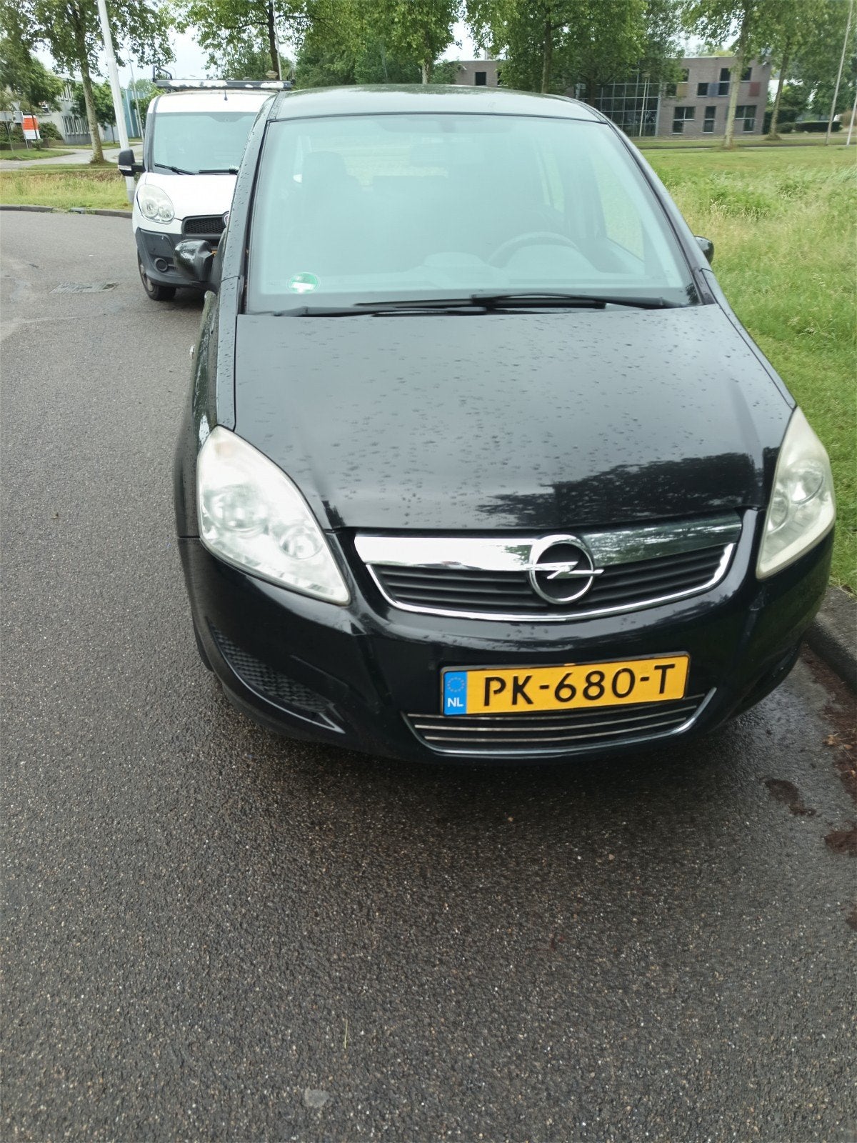 Opel Zafira 1.6 16V 85KW 2009 Zwart, Auto's, Opel, Voorwielaandrijving, Stof, 4 cilinders, 7 stoelen